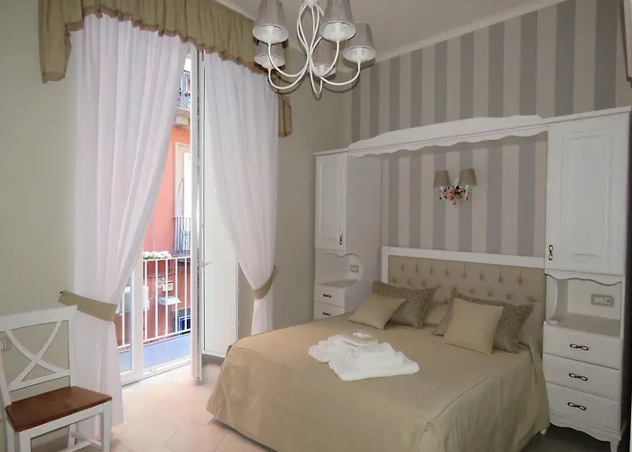 Le Ninfe Luxury 3* ナポリ