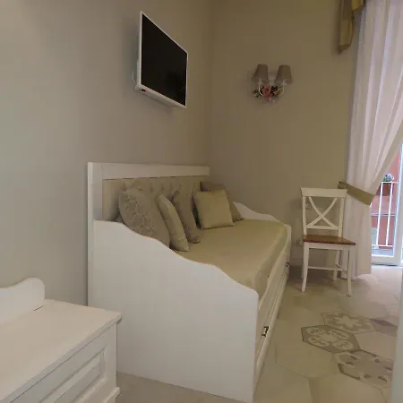 Le Ninfe Luxury Couette-café 4*