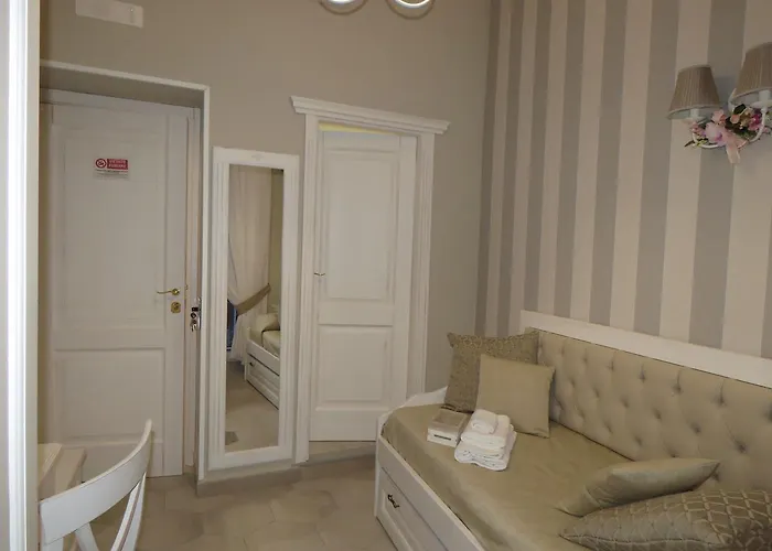 Le Ninfe Luxury 3* نابولي